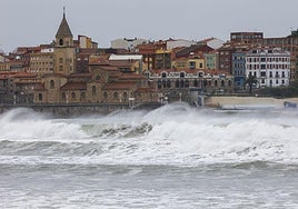 Imagen de la bahía de San Lorenzo, un día de temporal.