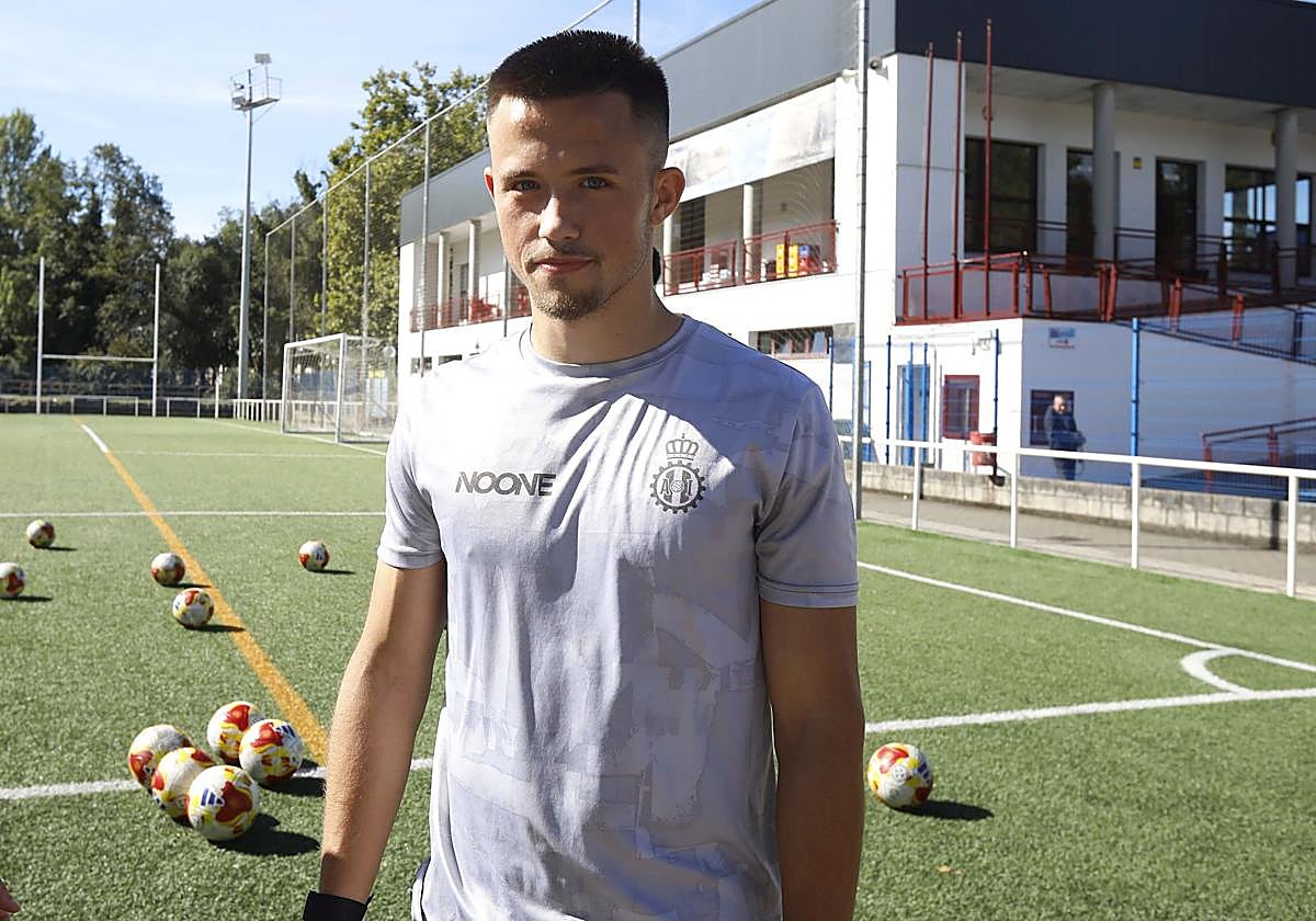 Osky, ayer tras el entrenamiento con el equipo en La Toba 2.