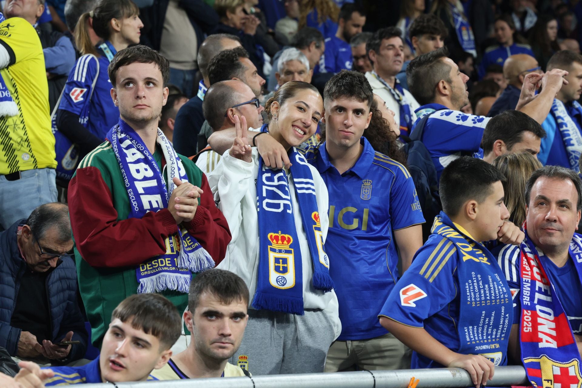 ¿Estuviste en el Real Oviedo - Barcelona? ¡Búscate en las imágenes!