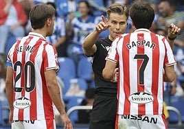 Un momento del Dépor-Sporting.