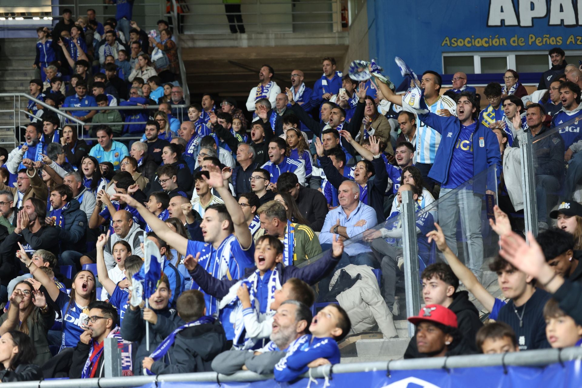 Las mejores jugadas del Real Oviedo - Barcelona