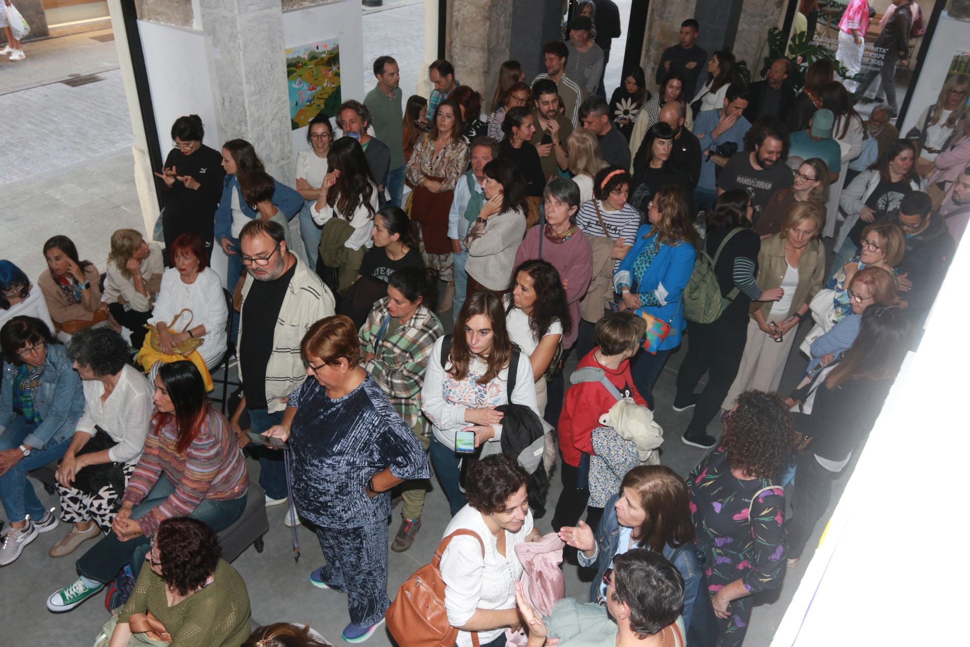 Música, arte y teatro en la Noche Blanca de Gijón