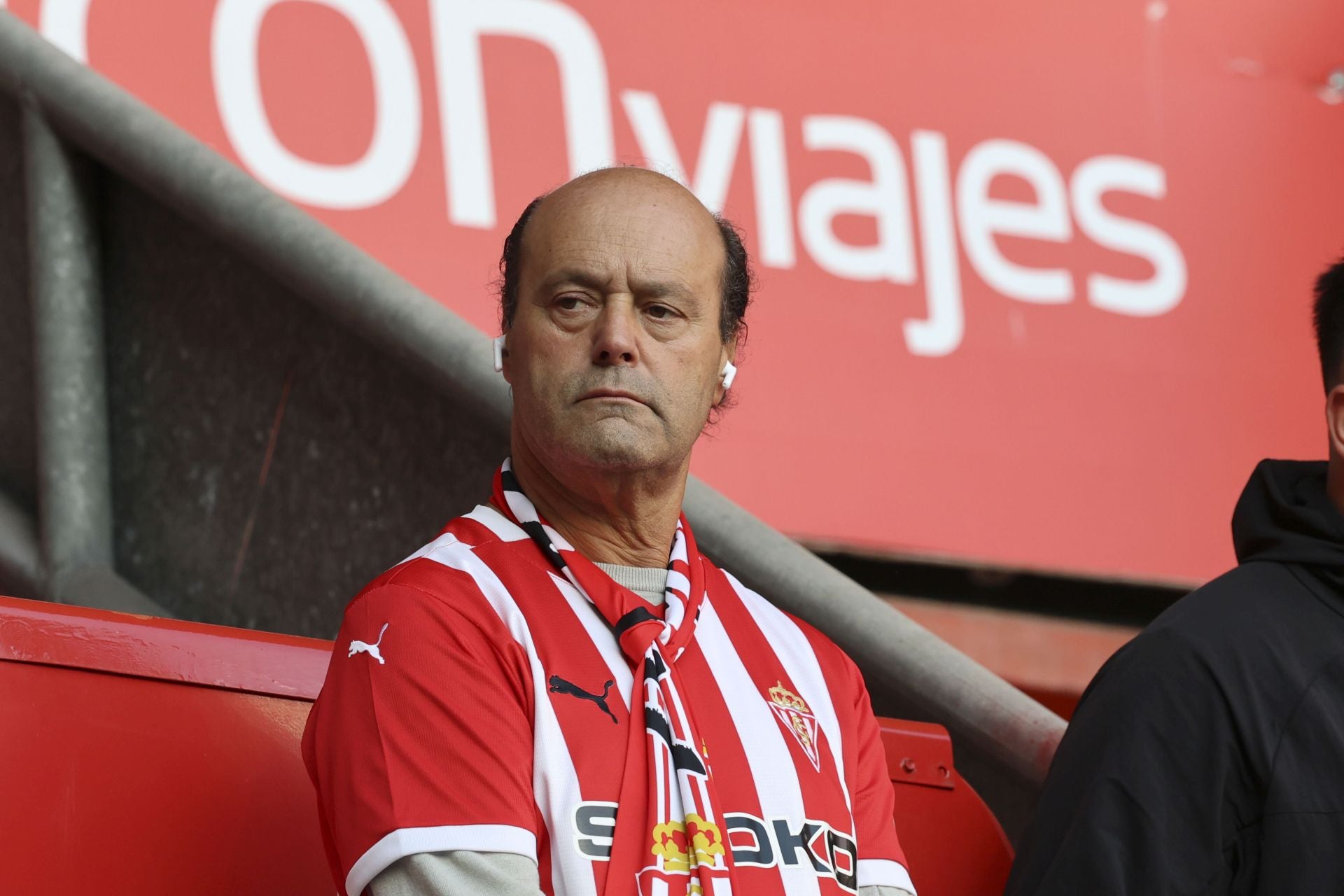 ¿Estuviste este domingo en El Molinón? ¡Búscate entre las fotos del Sporting-Albacete!