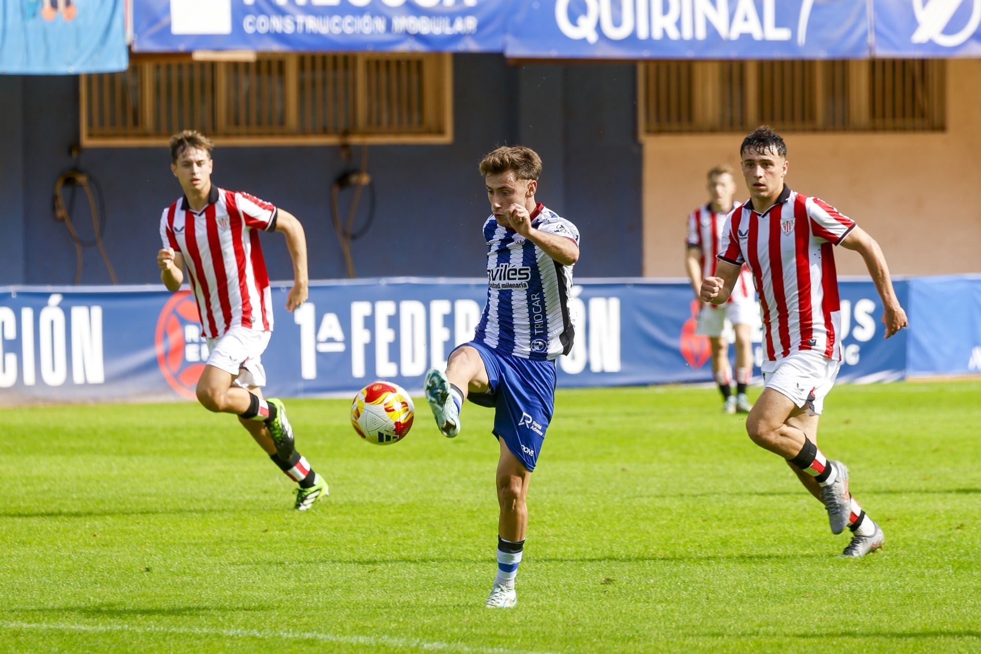 Las imágenes de la remontada del Real Avilés ante el Bilbao Athletic