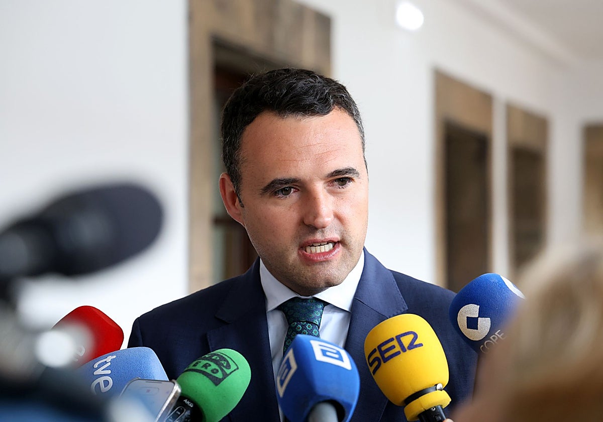 El consejero de Hacienda, Guillermo Peláez.