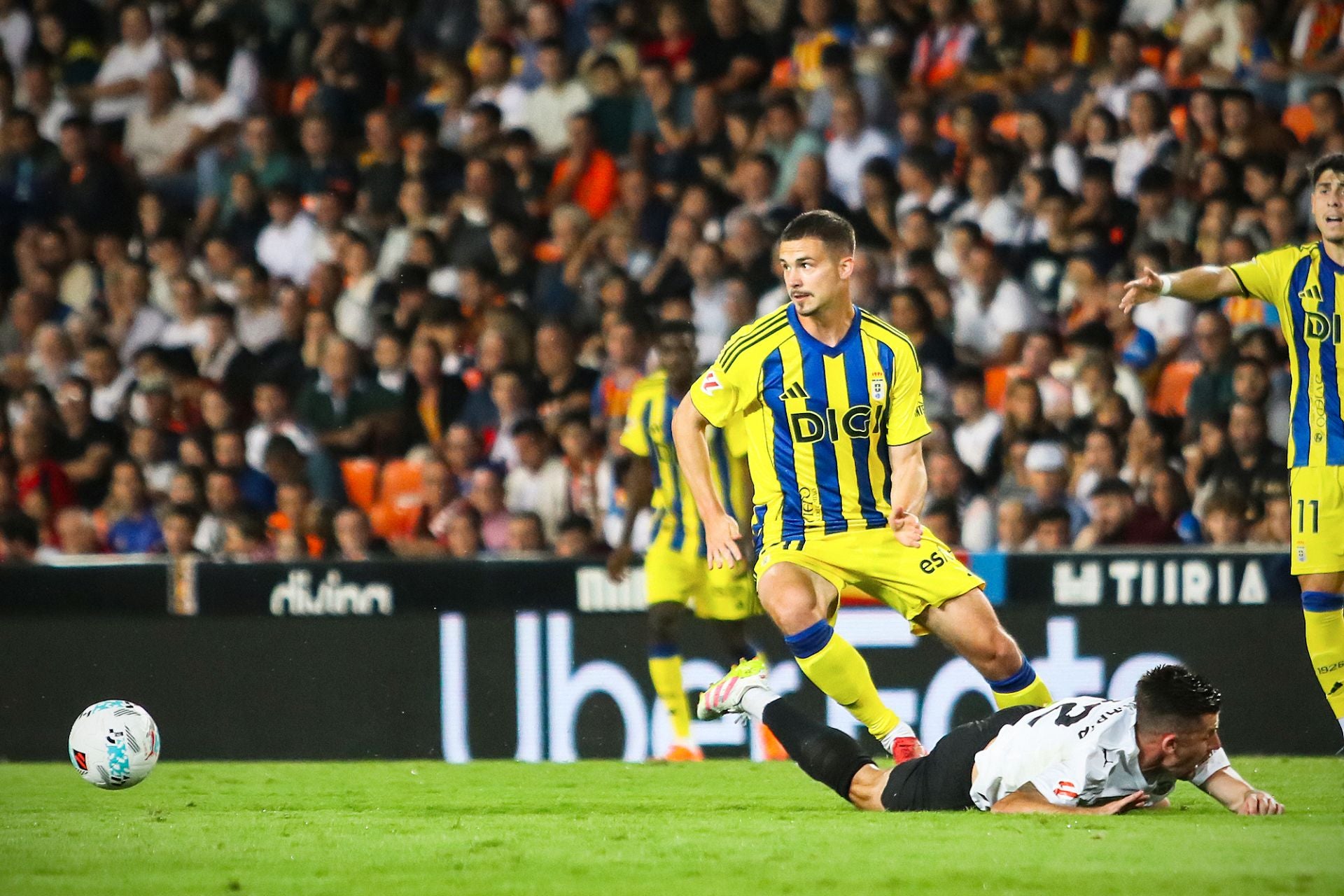 Las mejores jugadas de la remontada del Real Oviedo en Valencia