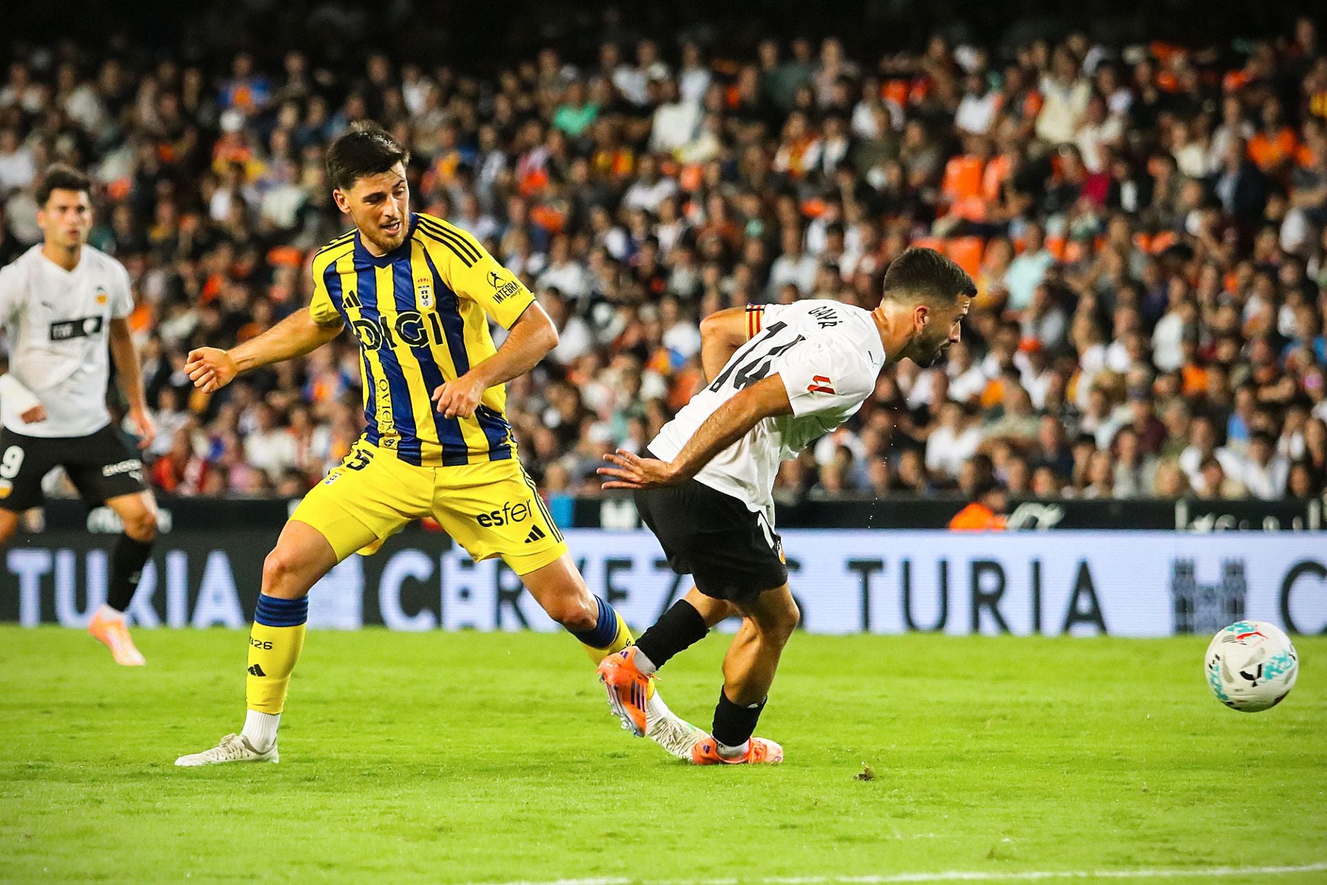Las mejores jugadas de la remontada del Real Oviedo en Valencia