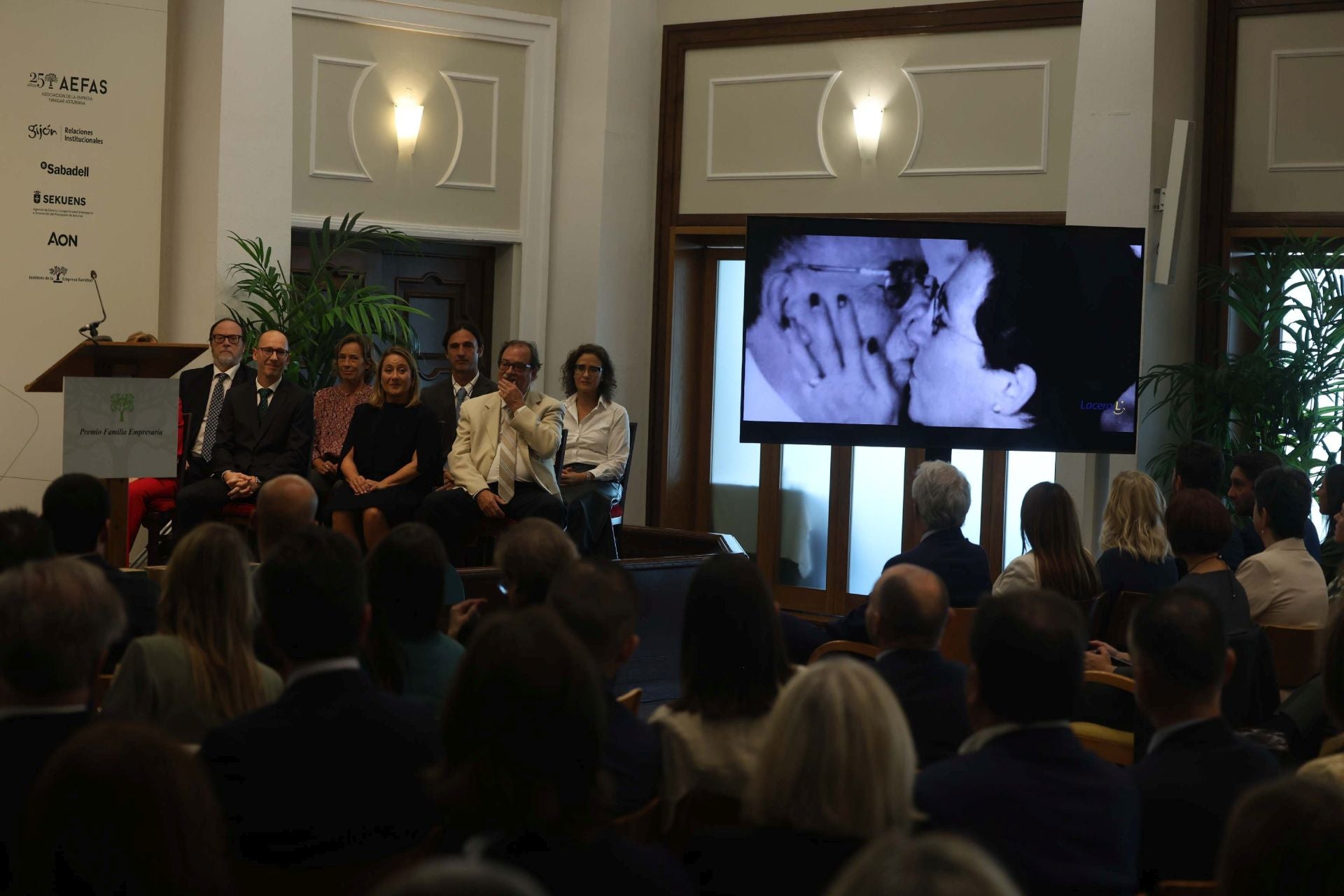 Premio Aefas: reconocimiento al Grupo Lacera, «ejemplo de tesón y buen hacer durante décadas»