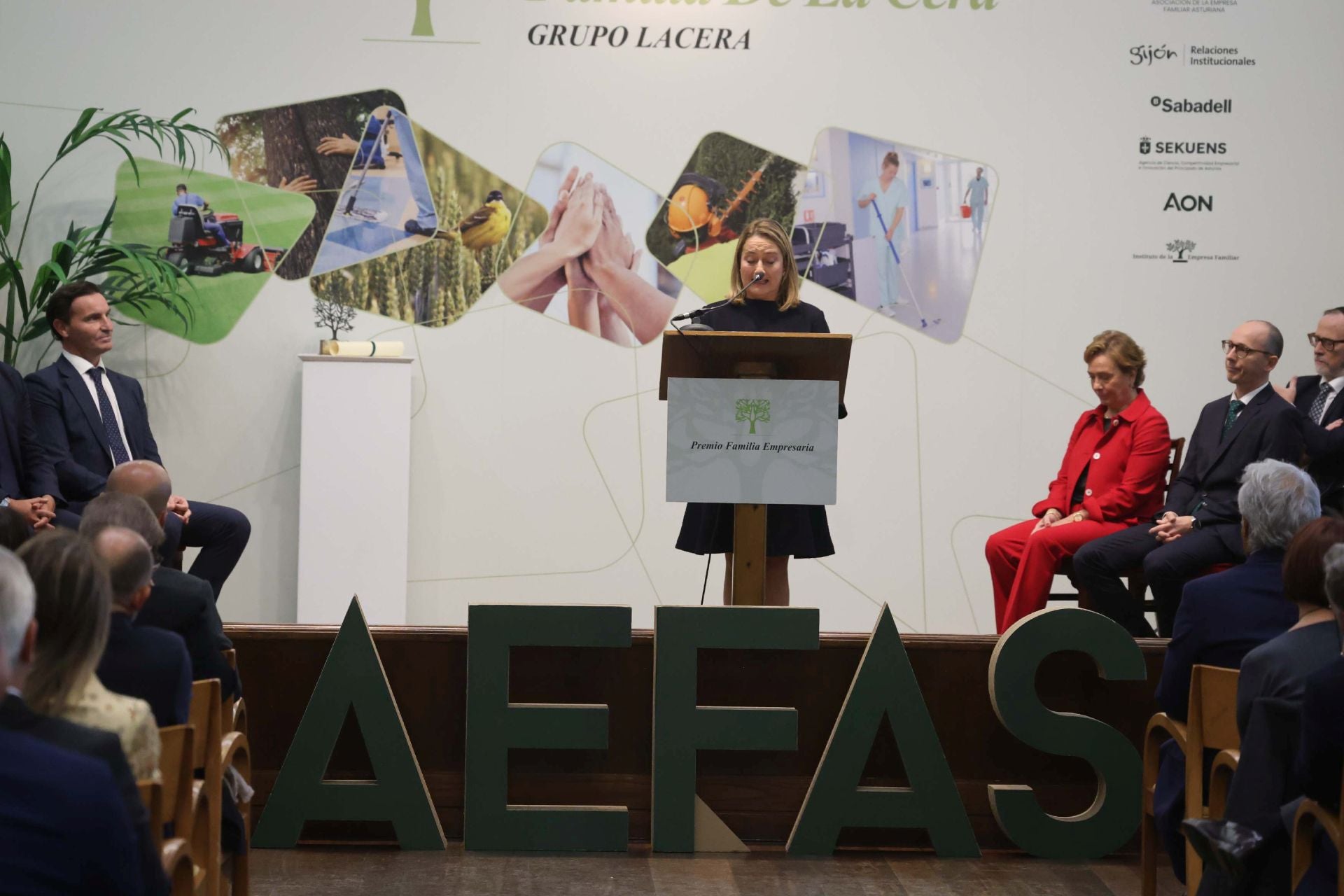 Premio Aefas: reconocimiento al Grupo Lacera, «ejemplo de tesón y buen hacer durante décadas»