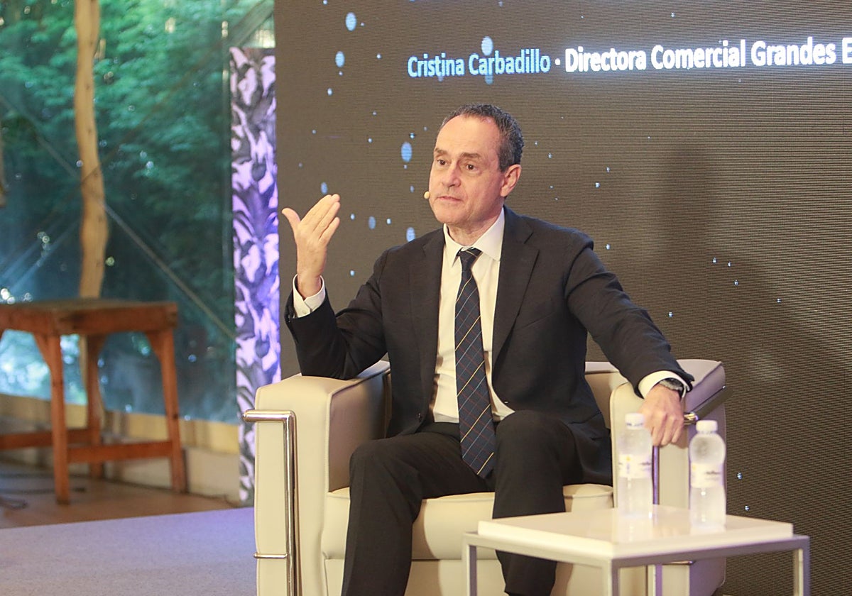 Pedro Baños, durante su intervención en la jornada de Telecable.