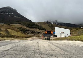 La zona de la telesilla en la estación lenense de Valgrande-Pajares