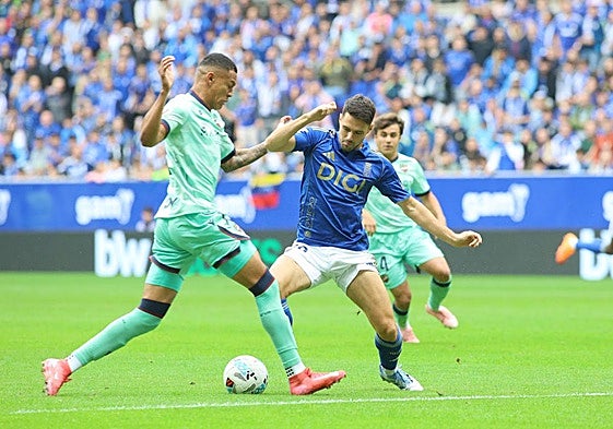 Real Oviedo 0-2 Levante: El club azul naufraga ante un rival directo