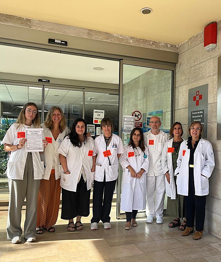 Imagen secundaria 2 - El malestar de los médicos llega «al límite» en Asturias con una huelga que «ha sido un éxito rotundo»