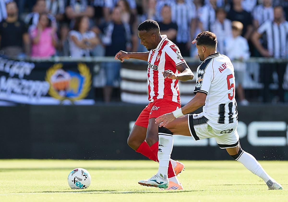 Las mejores jugadas del Castellón-Sporting, en imágenes