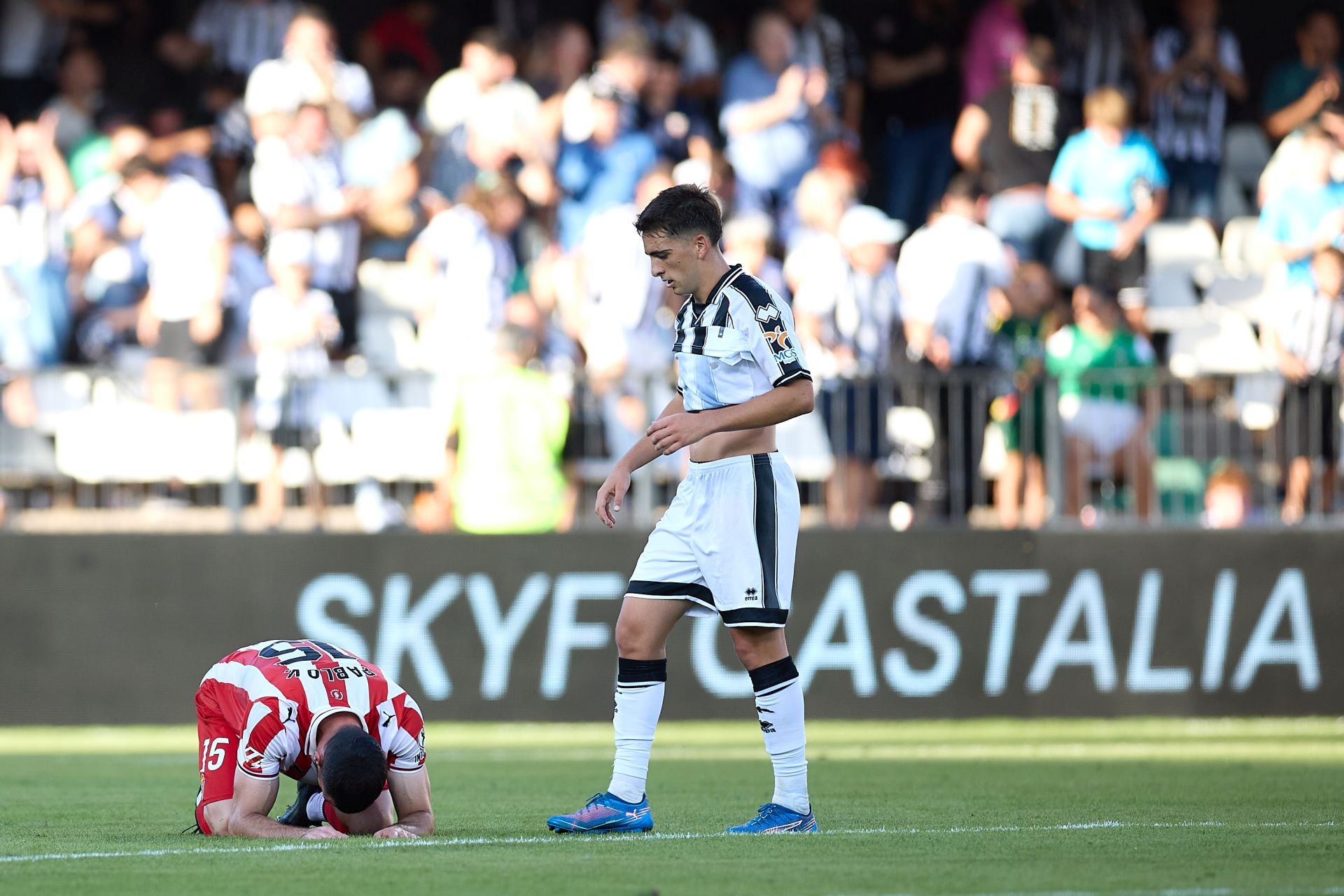 Las mejores jugadas del Castellón-Sporting, en imágenes