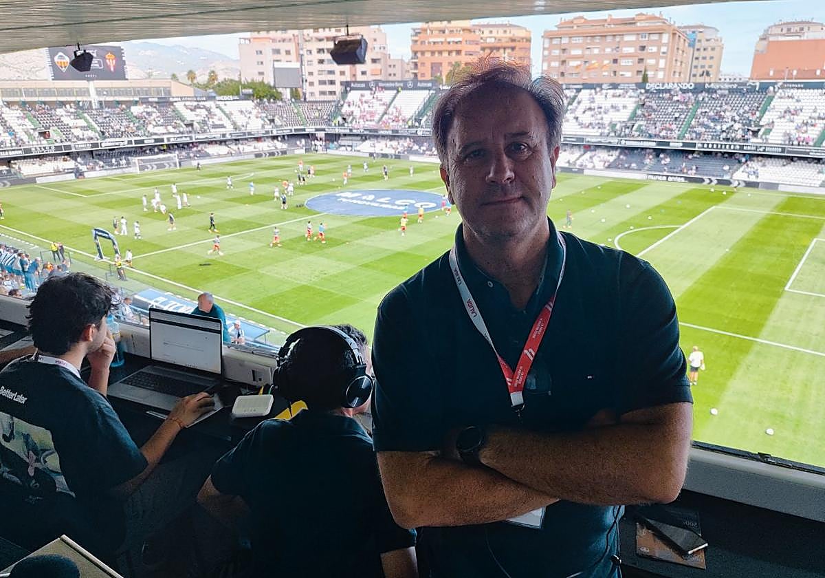Emilio Isierte, el domingo, en la grada de Castalia después del partido del Sporting.