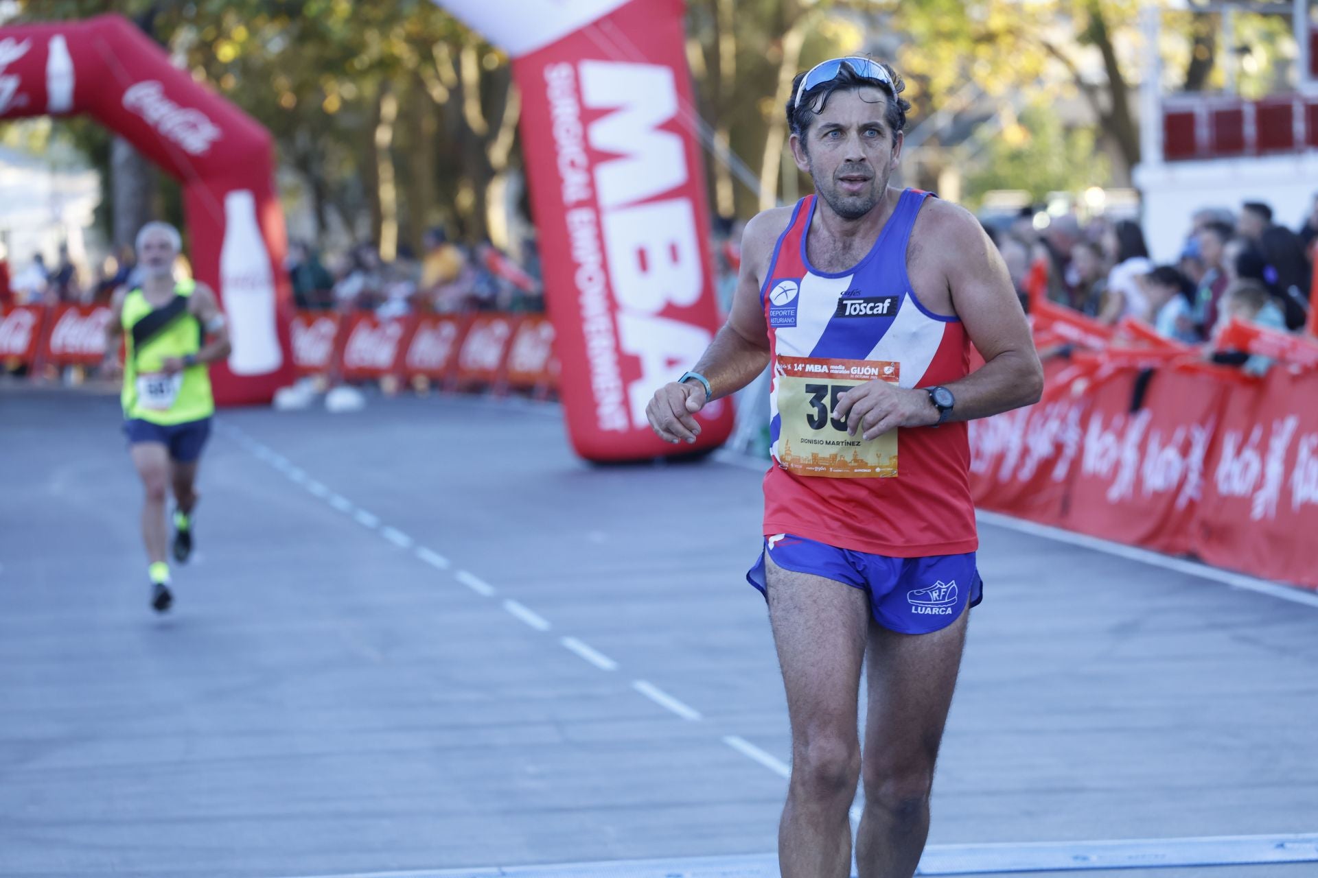 ¿Participaste en la Media Maratón de Gijón? ¡Búscate en las fotos! (1)