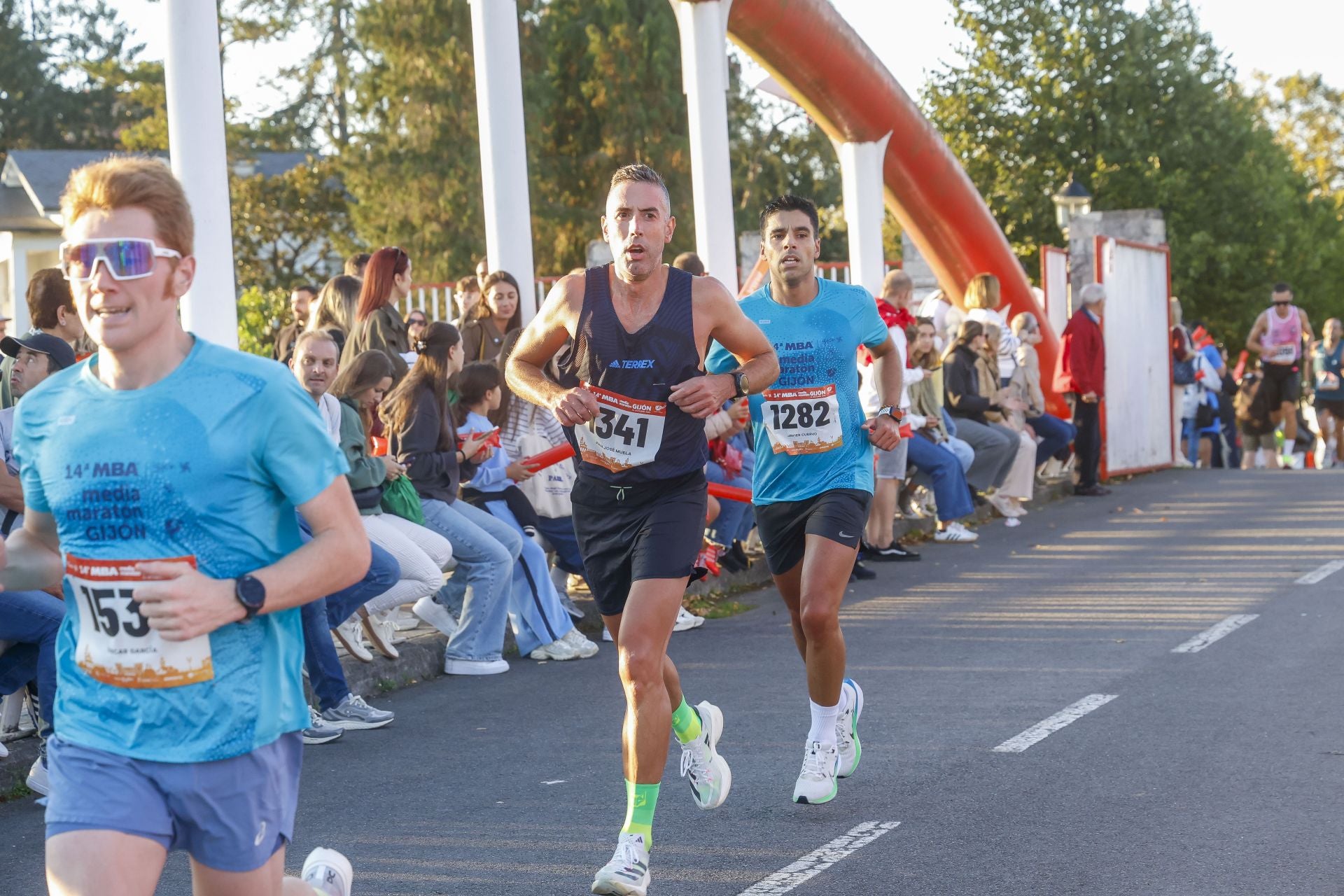 ¿Participaste en la Media Maratón de Gijón? ¡Búscate en las fotos! (2)