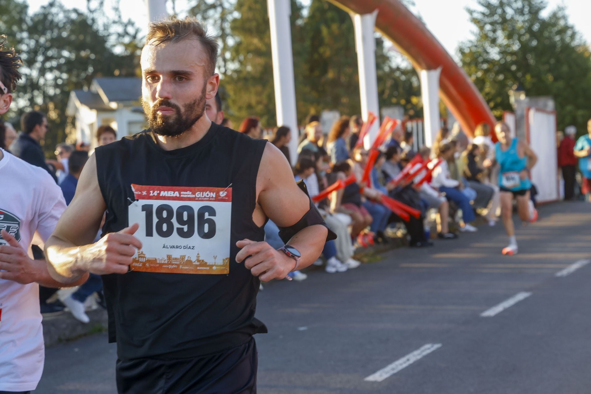 ¿Participaste en la Media Maratón de Gijón? ¡Búscate en las fotos! (2)