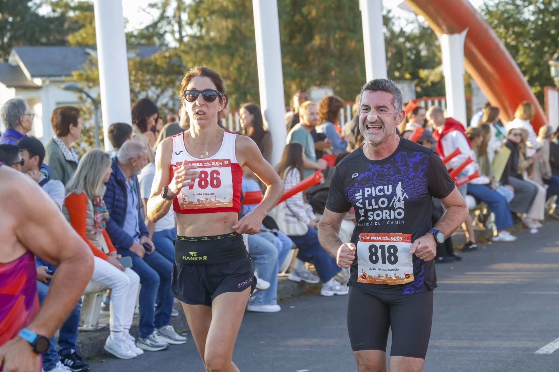 ¿Participaste en la Media Maratón de Gijón? ¡Búscate en las fotos! (2)