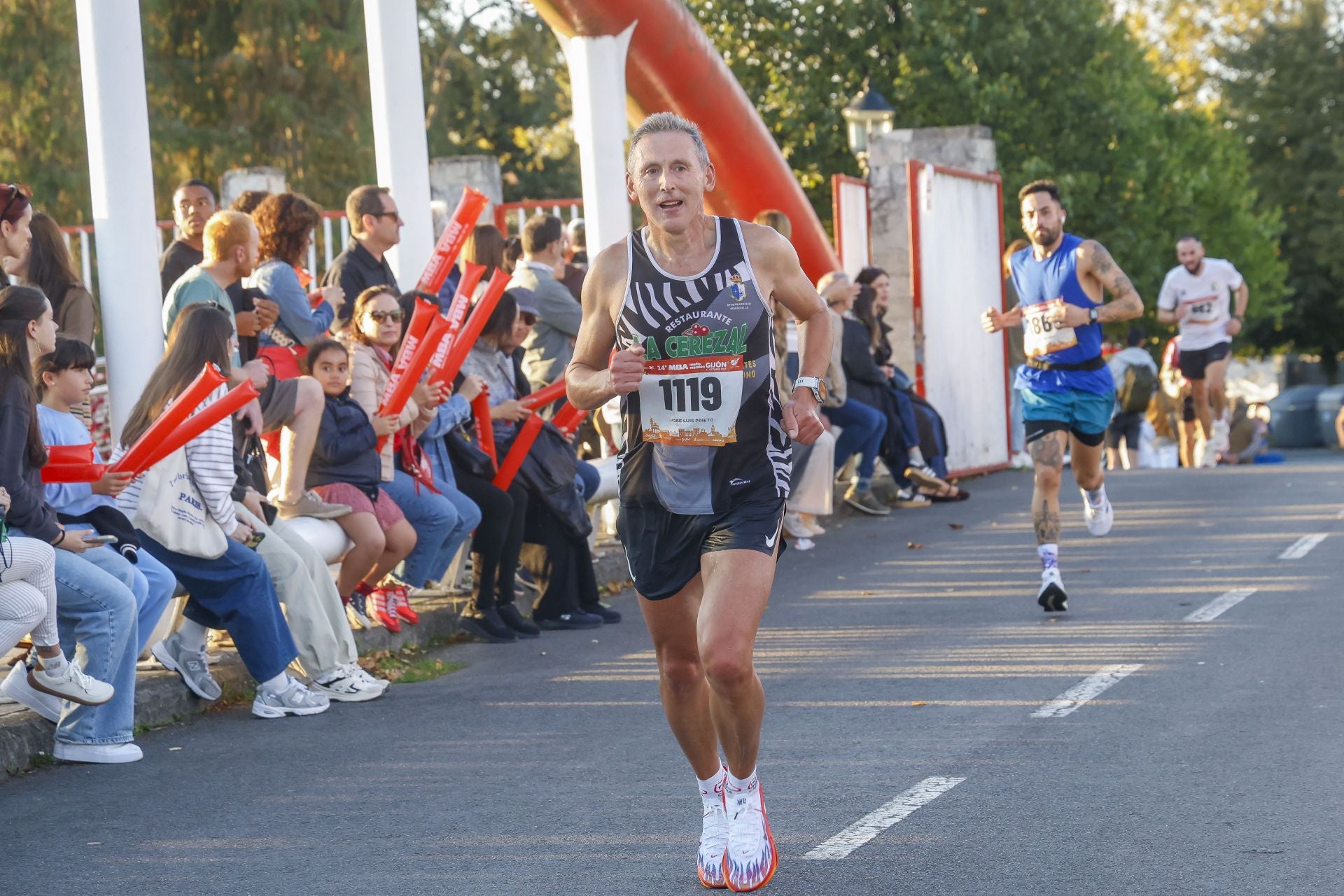 ¿Participaste en la Media Maratón de Gijón? ¡Búscate en las fotos! (2)