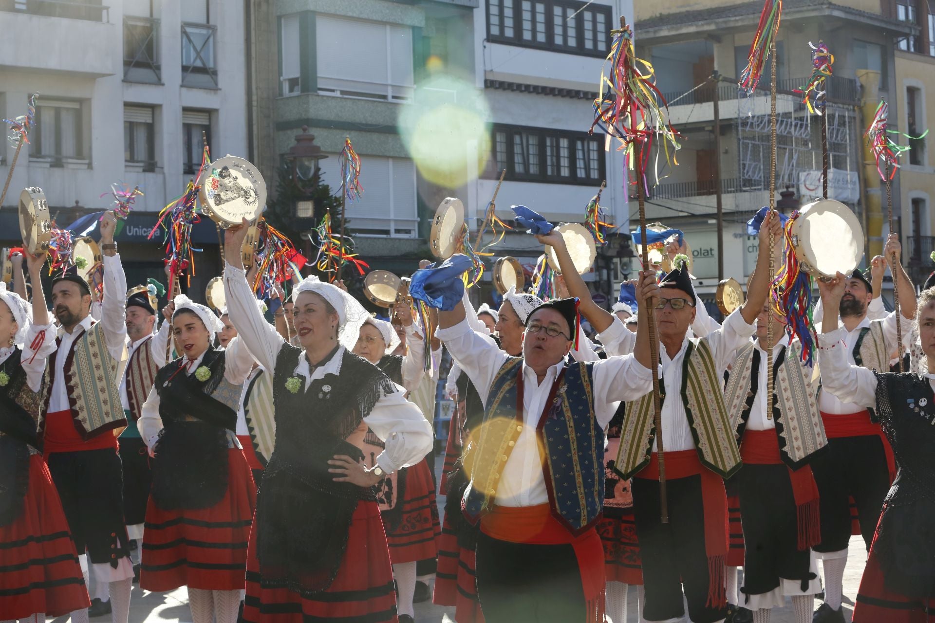 Estas son las carrozas que desfilaron en Villaviciosa