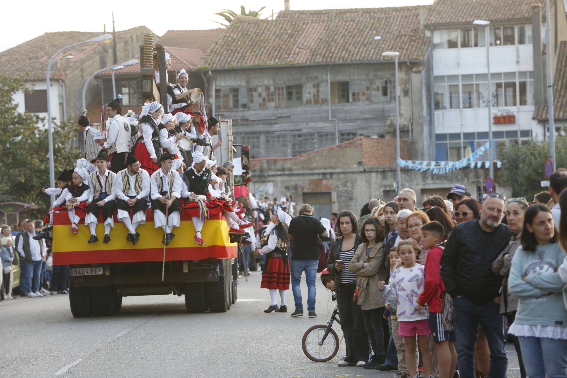 Estas son las carrozas que desfilaron en Villaviciosa