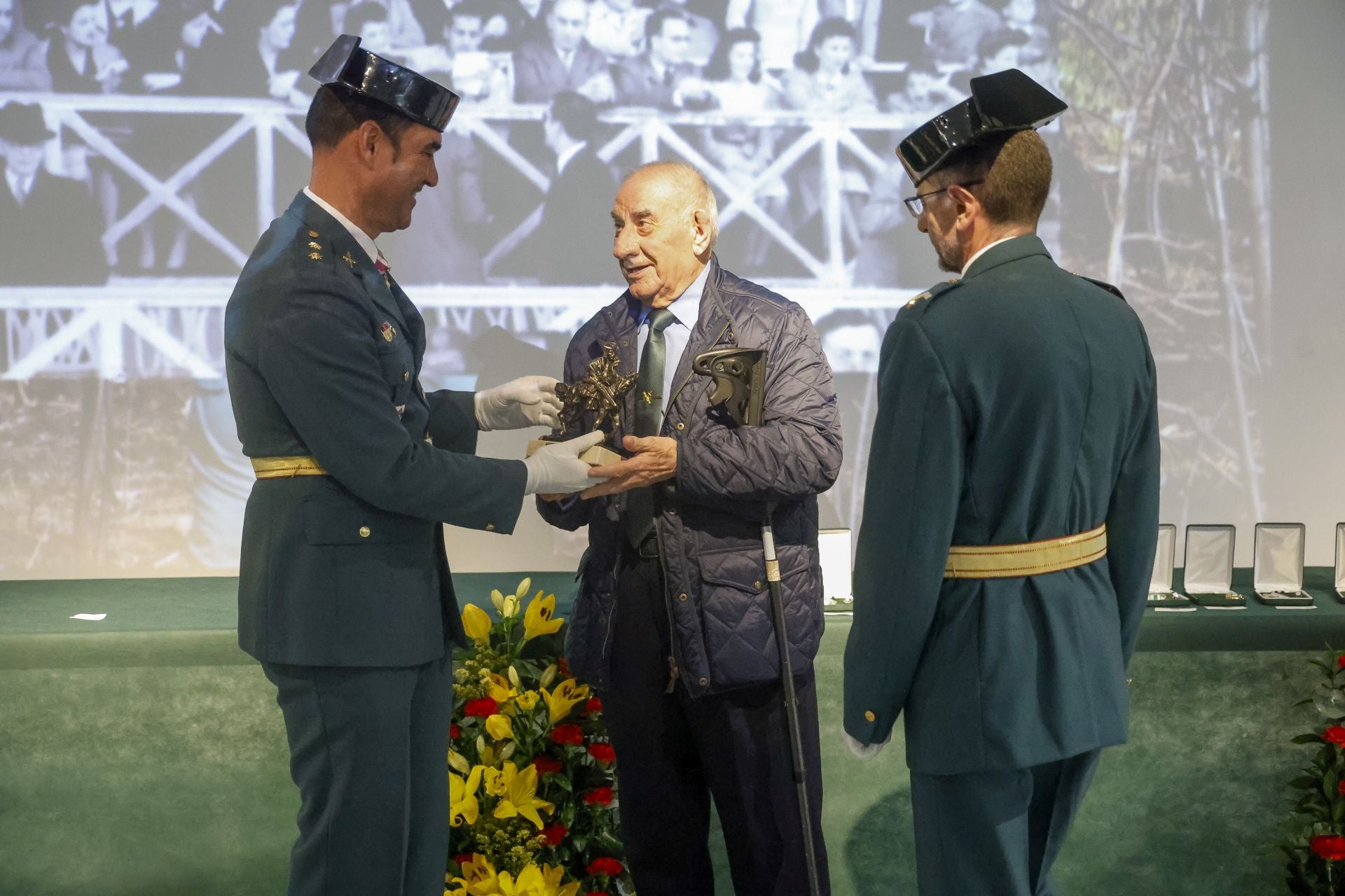Así celebró Gijón el Día de la Hispanidad