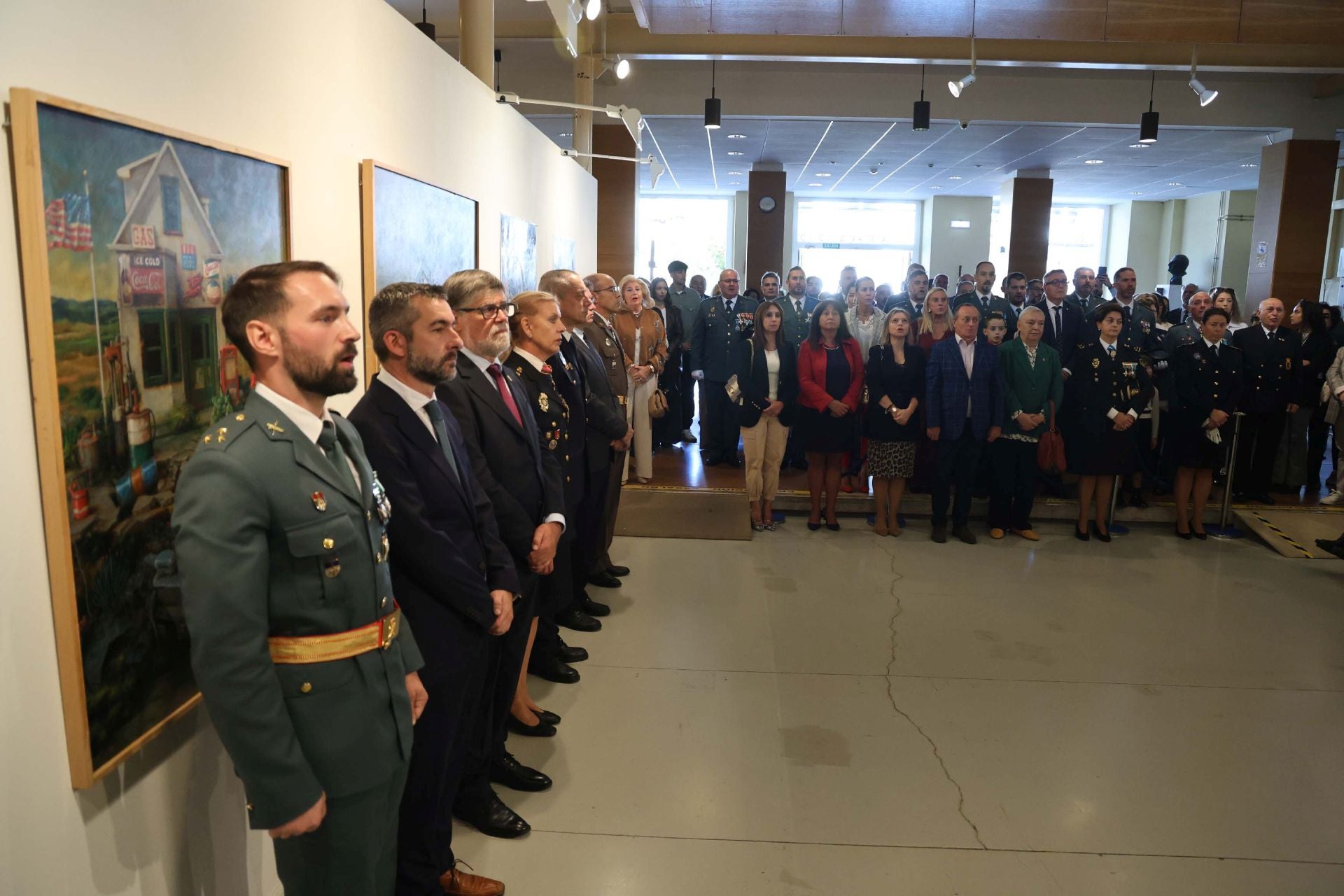 La Guardia Civil honra en Avilés a la patrona del cuerpo