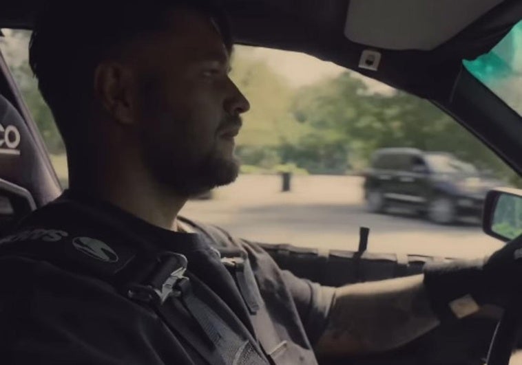 Encuentran muerto al influencer Kostya Kudo dentro de su Lamborghini