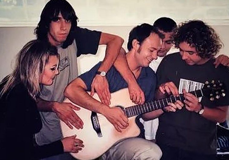 Pablo Benegas deja el grupo ante el supuesto regreso de Amaia Montero a la banda.