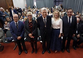 Por la izquierda, Sergio Gallego, Concepción Saavedra, Juan Sebastián López Arranz, Alba Riesgo y Luis Antuña.