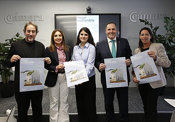 Sergio Baragaño, Mónica Blanco, Raquel Ruiz, José Luis Vega y Laura Gancedo, en la presentación.