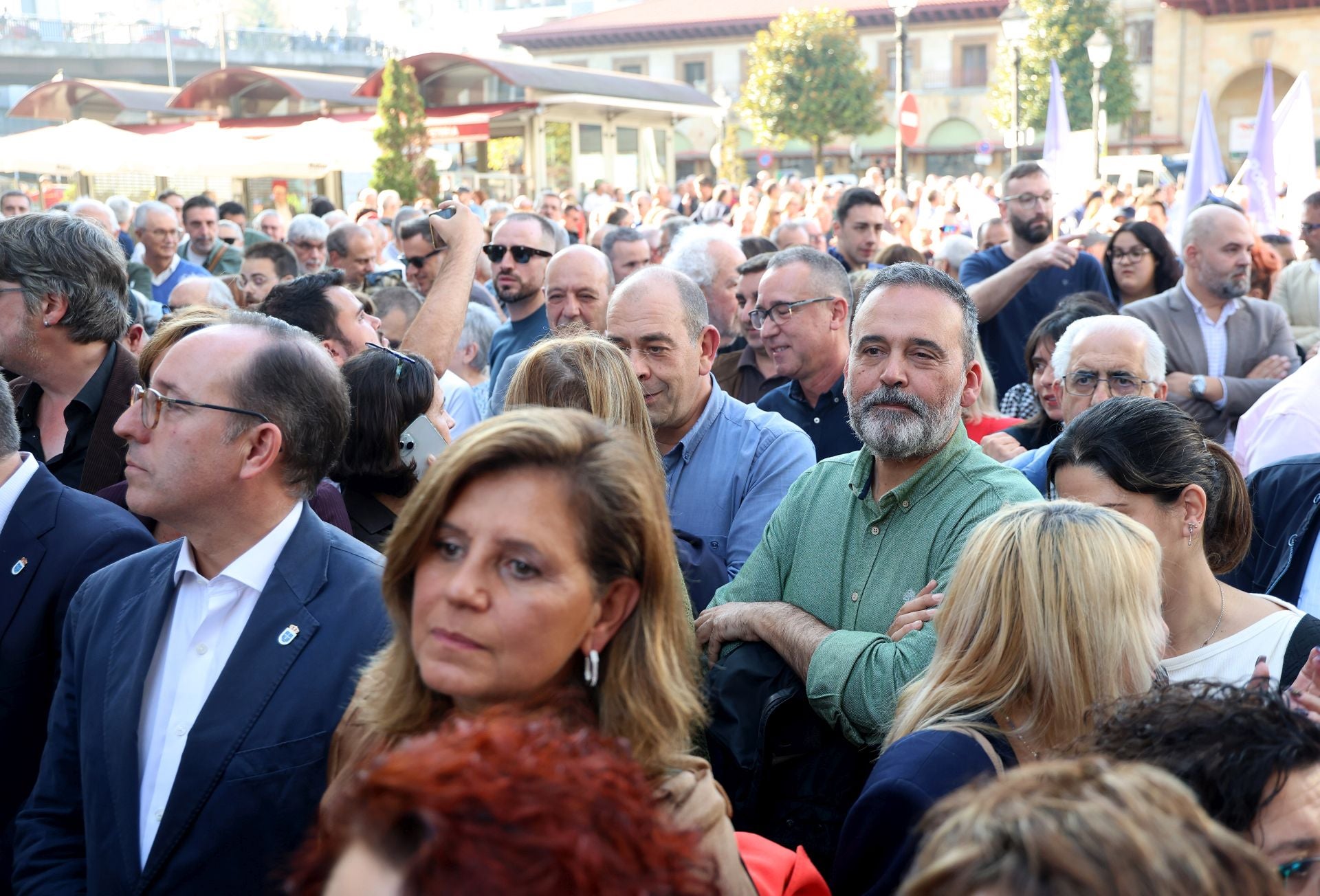 La multitudinaria manifestación en Oviedo contra el peaje del Huerna, en imágenes