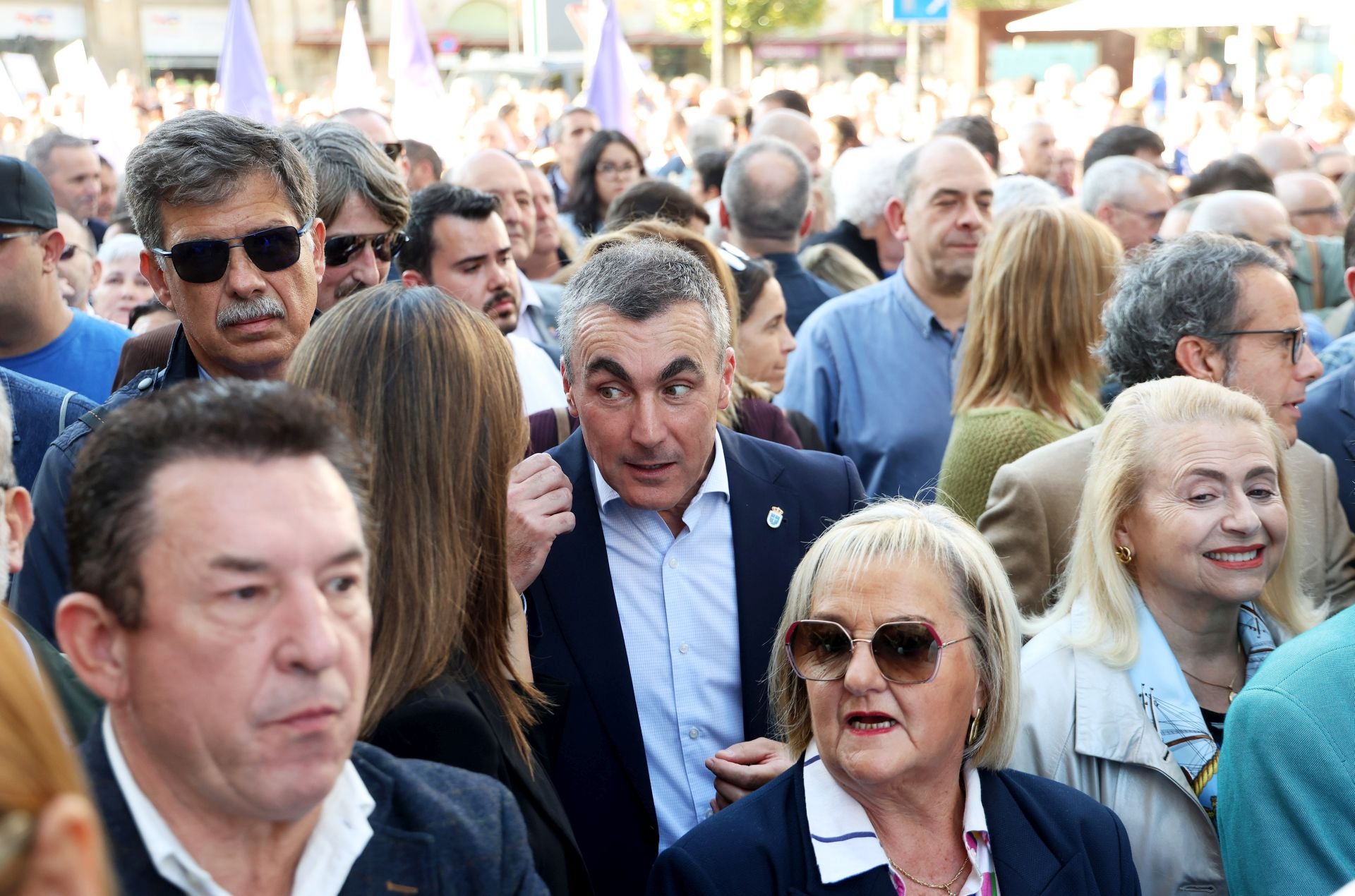 La multitudinaria manifestación en Oviedo contra el peaje del Huerna, en imágenes