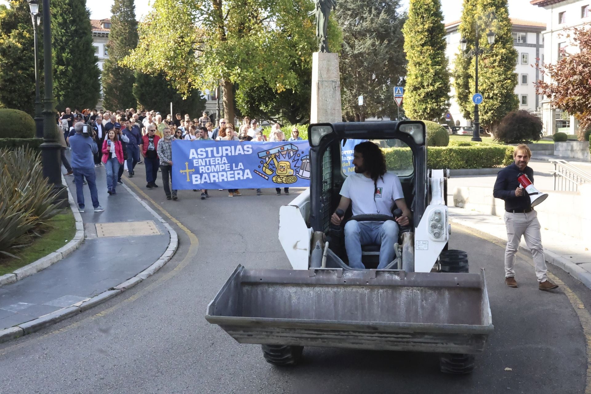 Segunda protesta por «un agravio histórico»: así ha sido la manifestación contra el peaje del Huerna