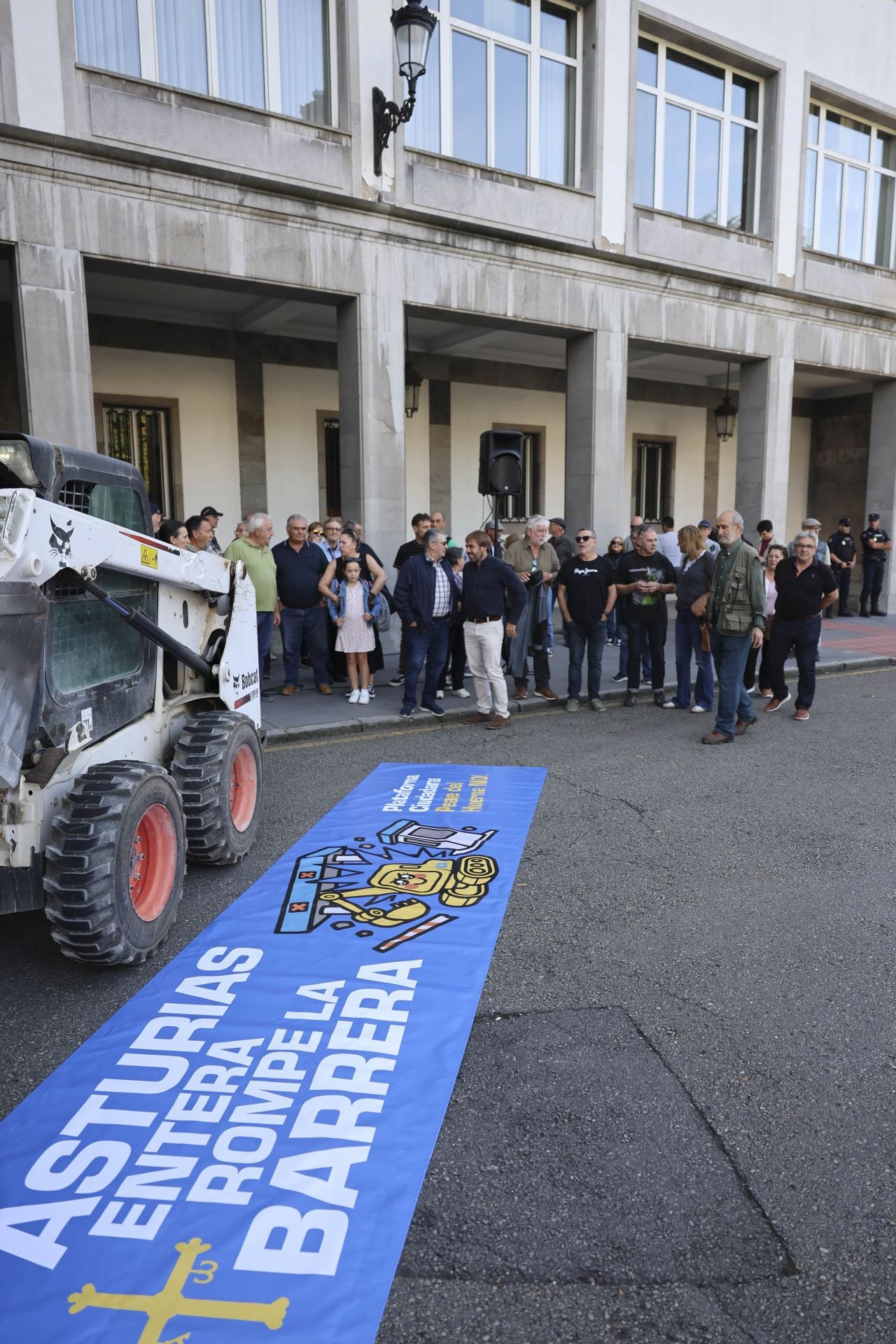 Segunda protesta por «un agravio histórico»: así ha sido la manifestación contra el peaje del Huerna