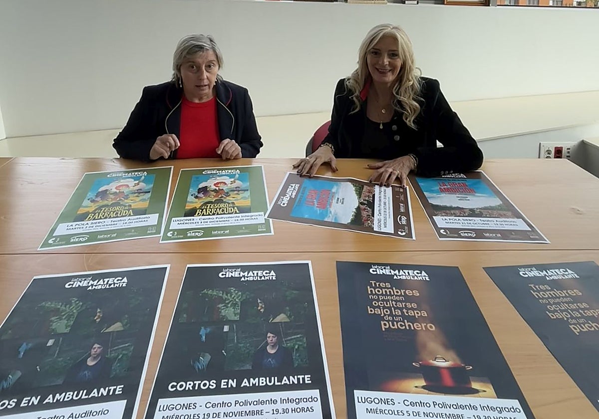 Isabel González, directora de la Fundación Municipal de Cultura de Siero, con la edil Aurora Cienfuegos.