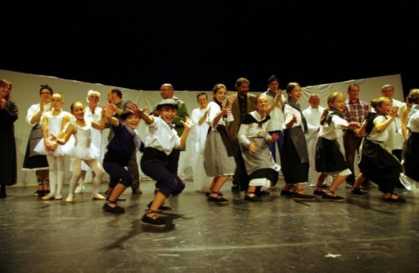 La compañía de teatro de la Asociación Chiari y Siringomielia.