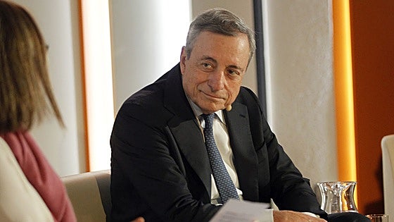 Draghi pide acabar con la «gran burocracia» que impide la formación de grandes empresas en la UE