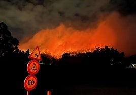Los vecinos afectados por en incendio en el Monte Areo, en Gijón, ya están en sus casas