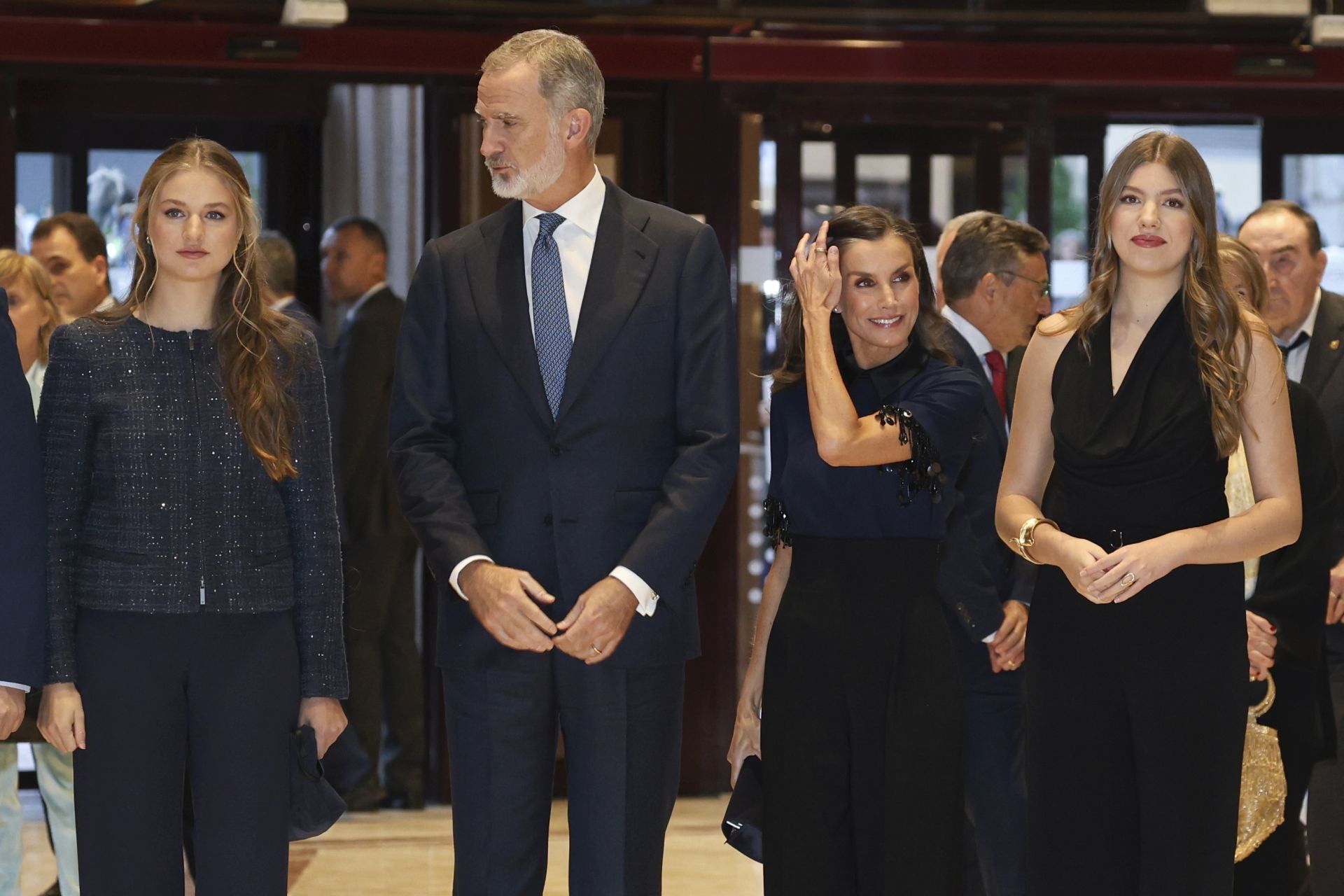 La Familia Real poco antes de dar comienzo el concierto de la Fundación Princesa de Asturias.