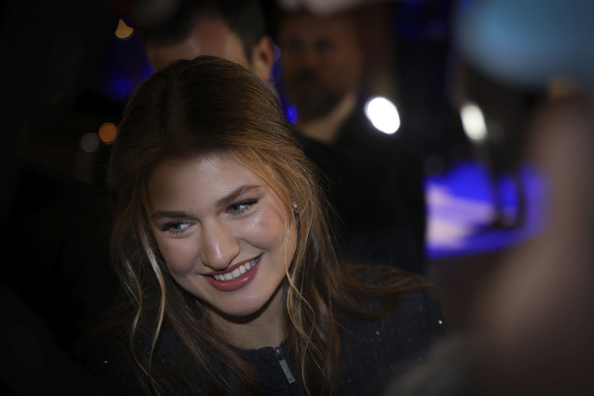 Elegancia y sobriedad en los estilismos de la Familia Real en el concierto de los Premios Princesa