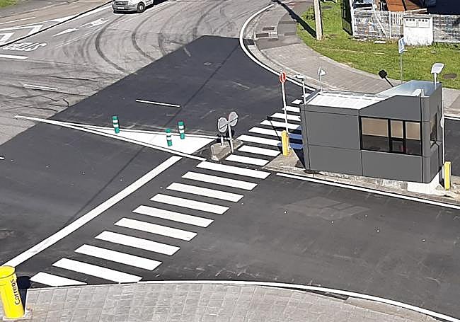 Una de las entradas de acceso al Polígono de ASIPO