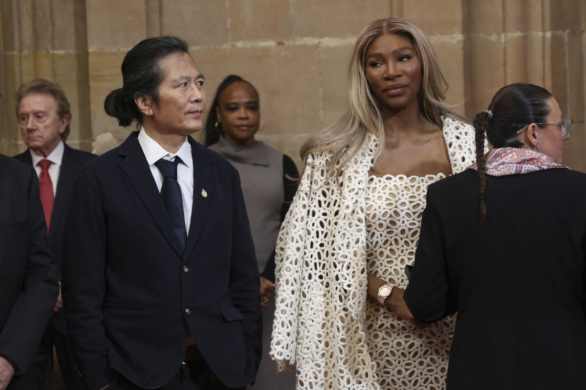 Muchas sonrisas y calurosos saludos en las audiencias de la Familia Real en el Reconquista