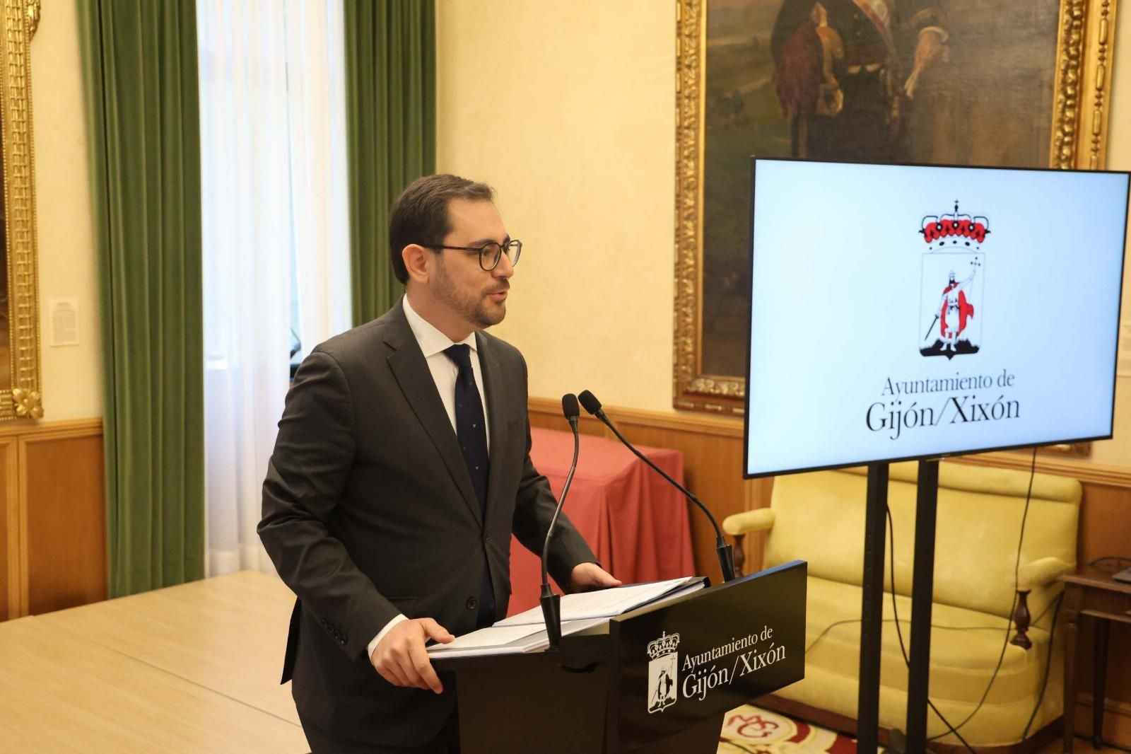 El director general de Alcaldía, Coordinación y Proyectos, Jaime Fernández-Paíno, durante la rueda de prensa