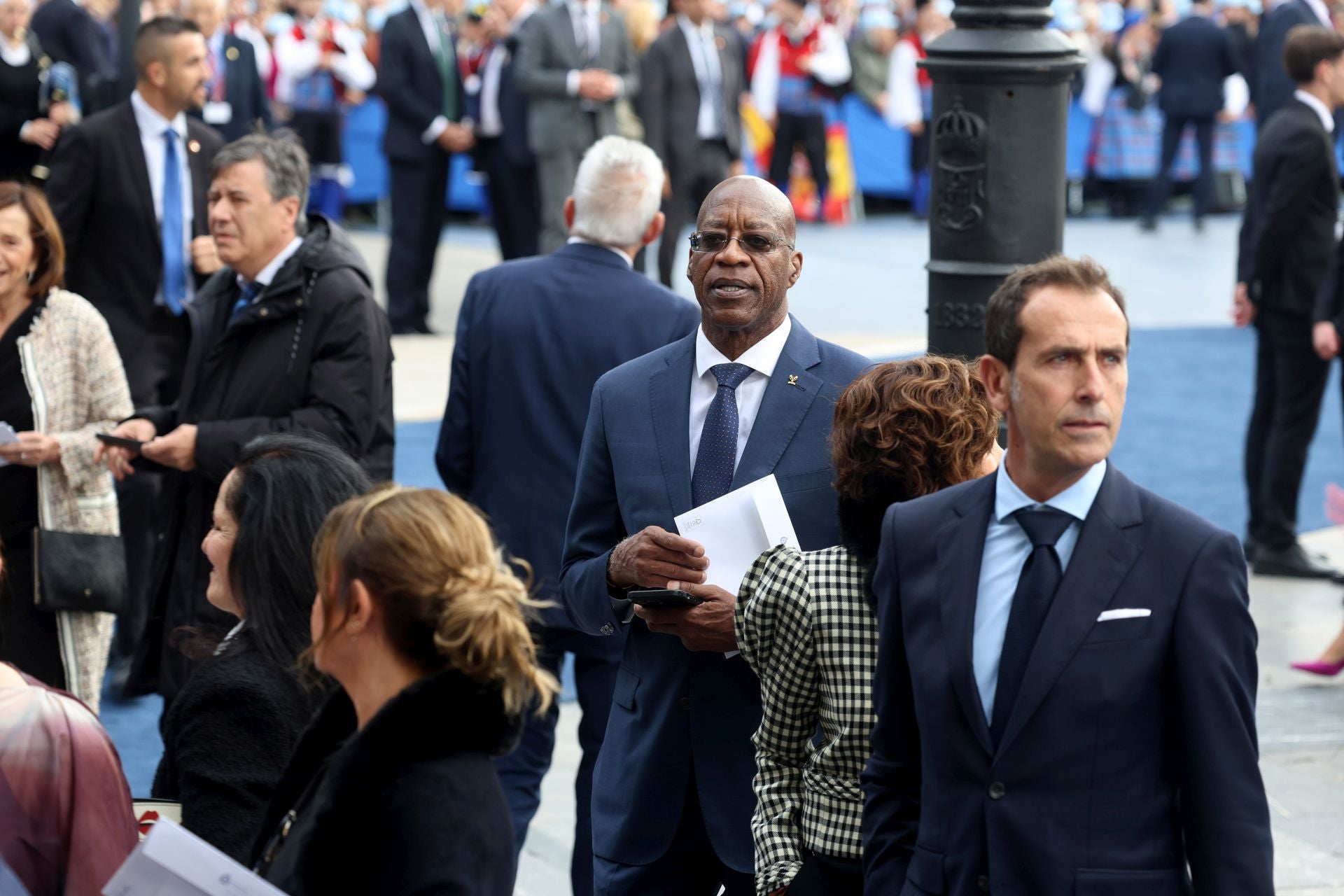Todos los invitados en la alfombra azul de los Premios Princesa de Asturias