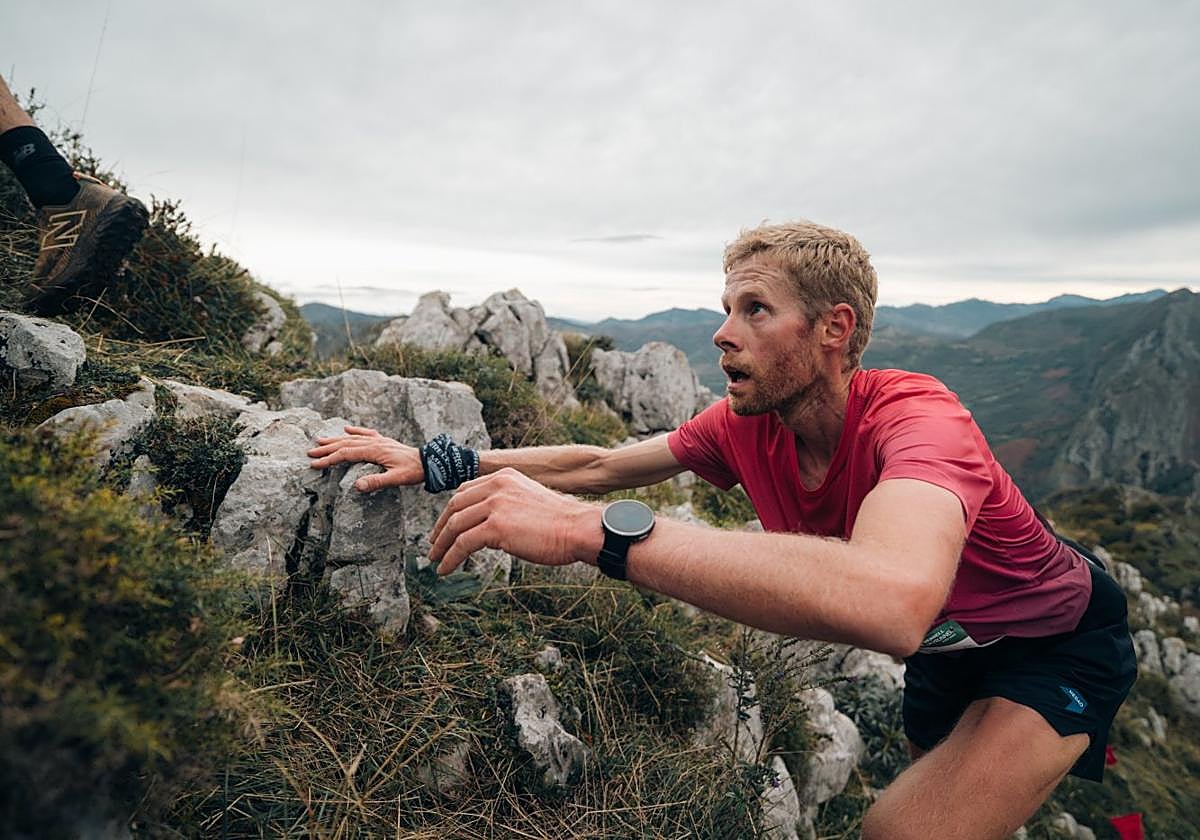 Frederic Tranchand, campeón del mundo, en una de las duras ascensiones.