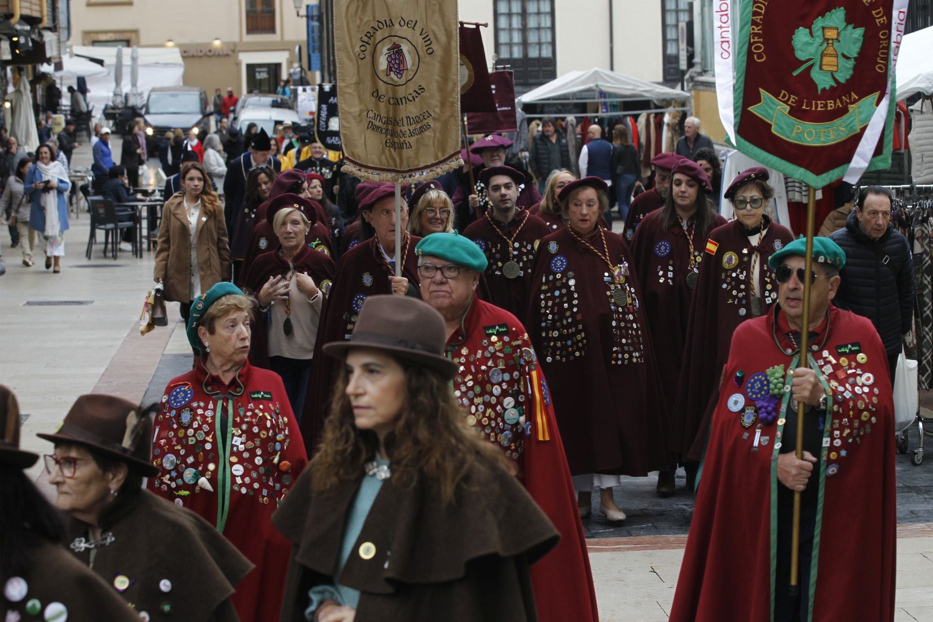 Más cofrades para el Desarme: así fue el XIII Gran Capítulo que se celebró en Oviedo