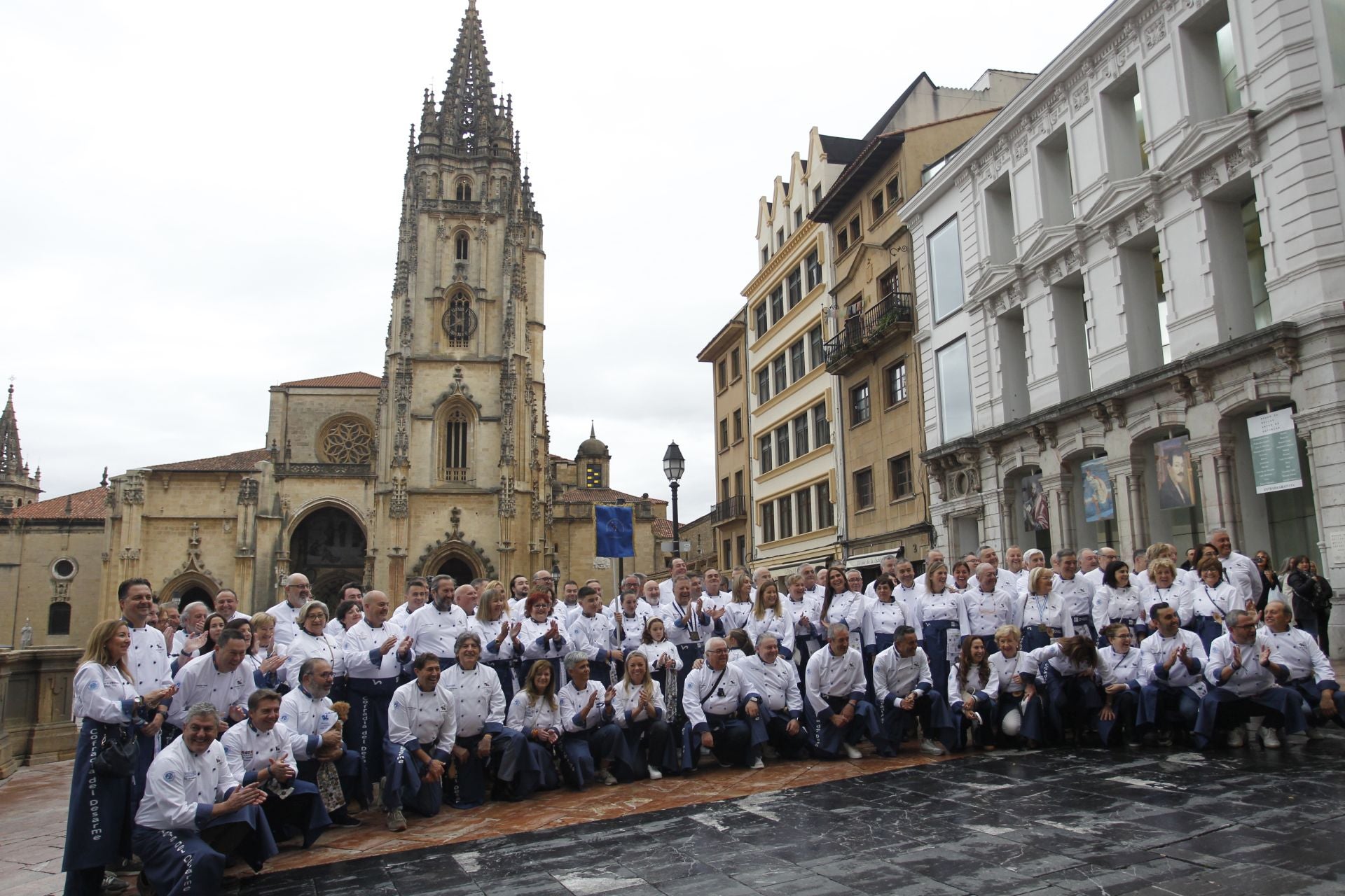 Más cofrades para el Desarme: así fue el XIII Gran Capítulo que se celebró en Oviedo
